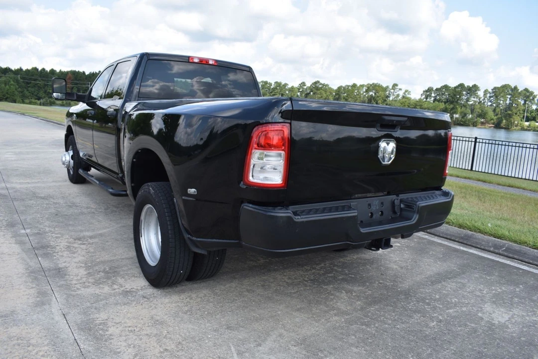 2020 Ram 3500 - Image 8 of 22