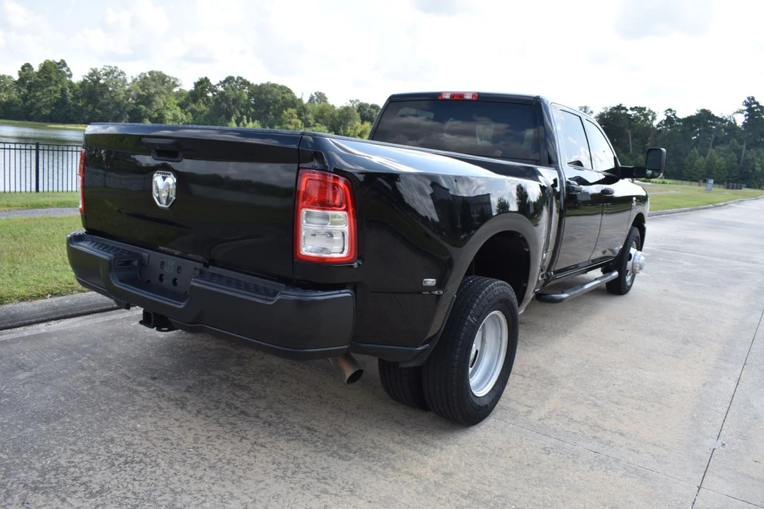 2020 Ram 3500 - Image 4 of 22