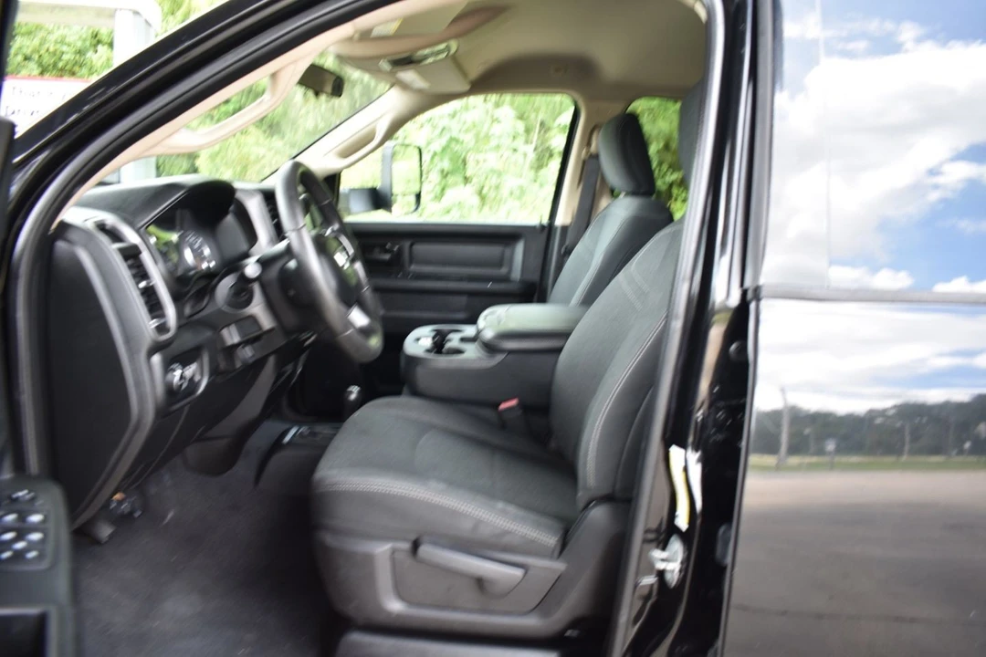 2020 Ram 3500 - Image 10 of 21
