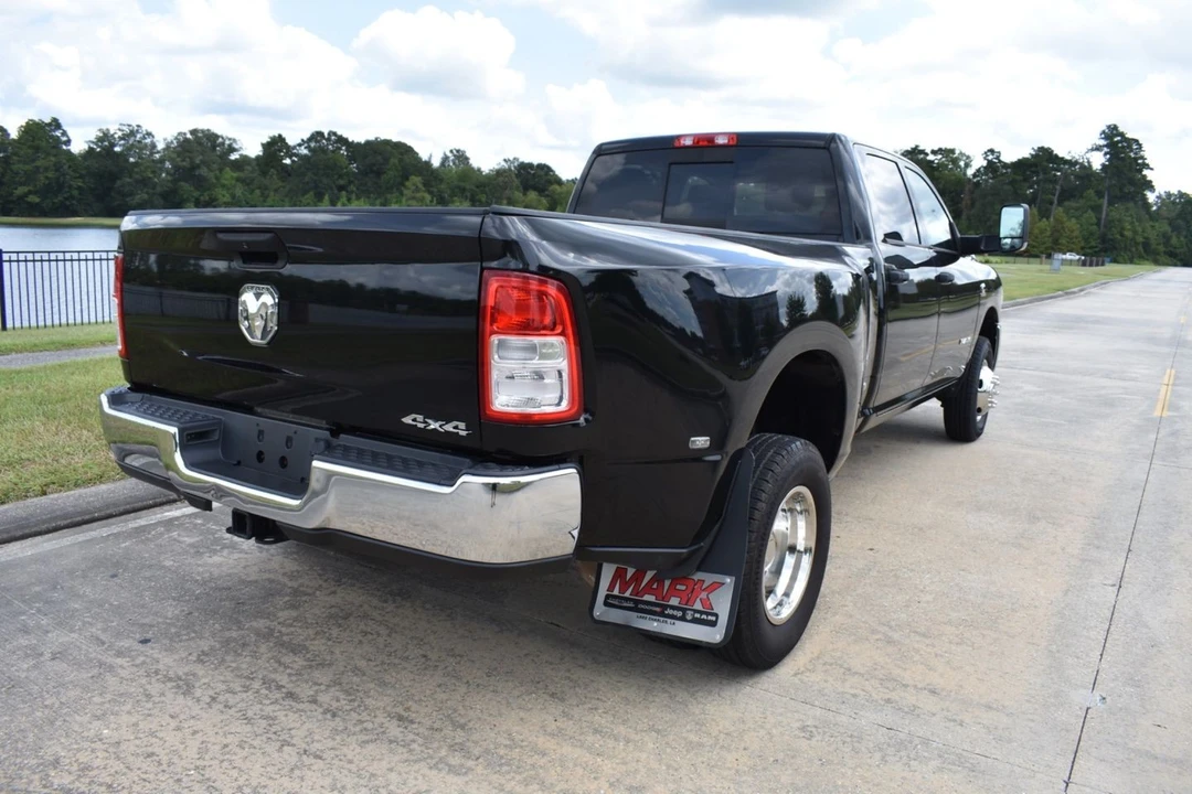 2020 Ram 3500 - Image 4 of 21