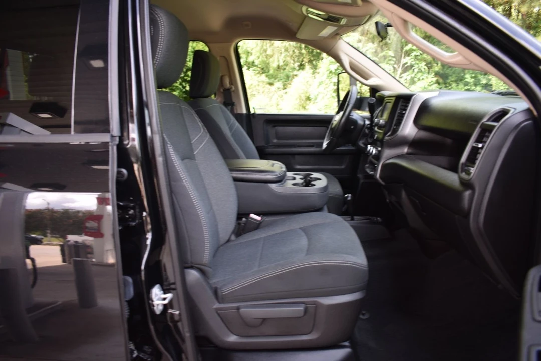 2020 Ram 3500 - Image 16 of 21