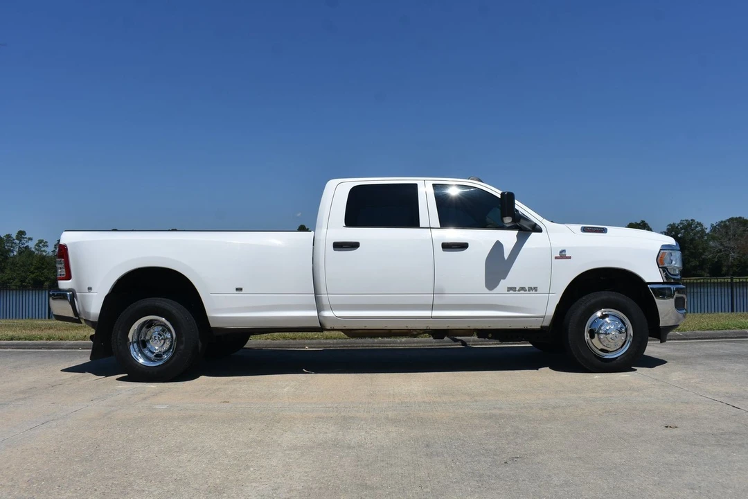 2020 Ram 3500 - Image 3 of 21