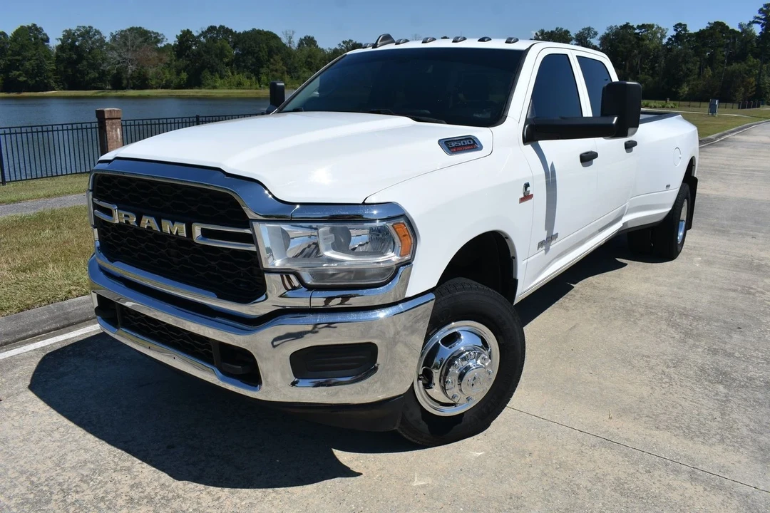2020 Ram 3500 - Image 6 of 12