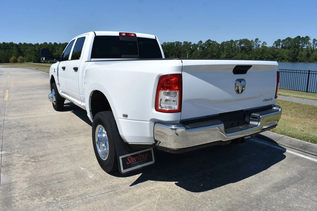2020 Ram 3500 - Image 8 of 21