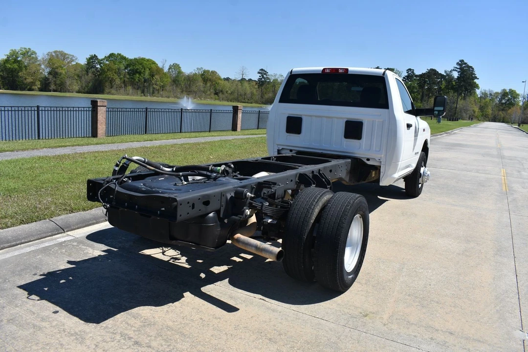 2020 Ram 3500 - Image 5 of 22