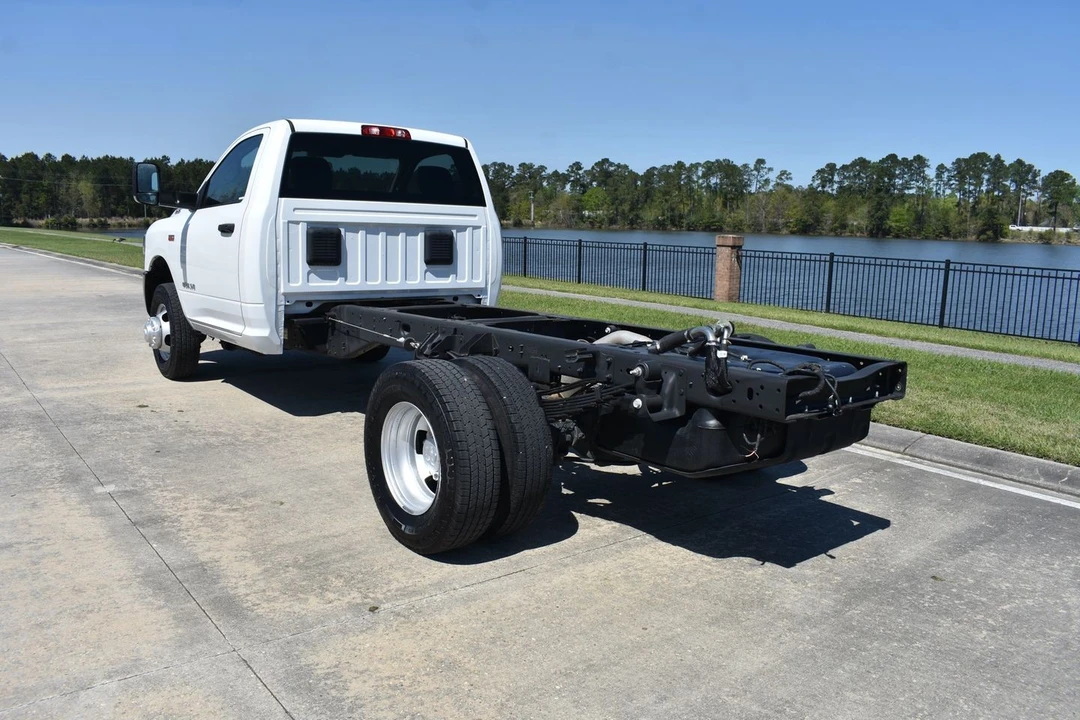 2020 Ram 3500 - Image 7 of 22