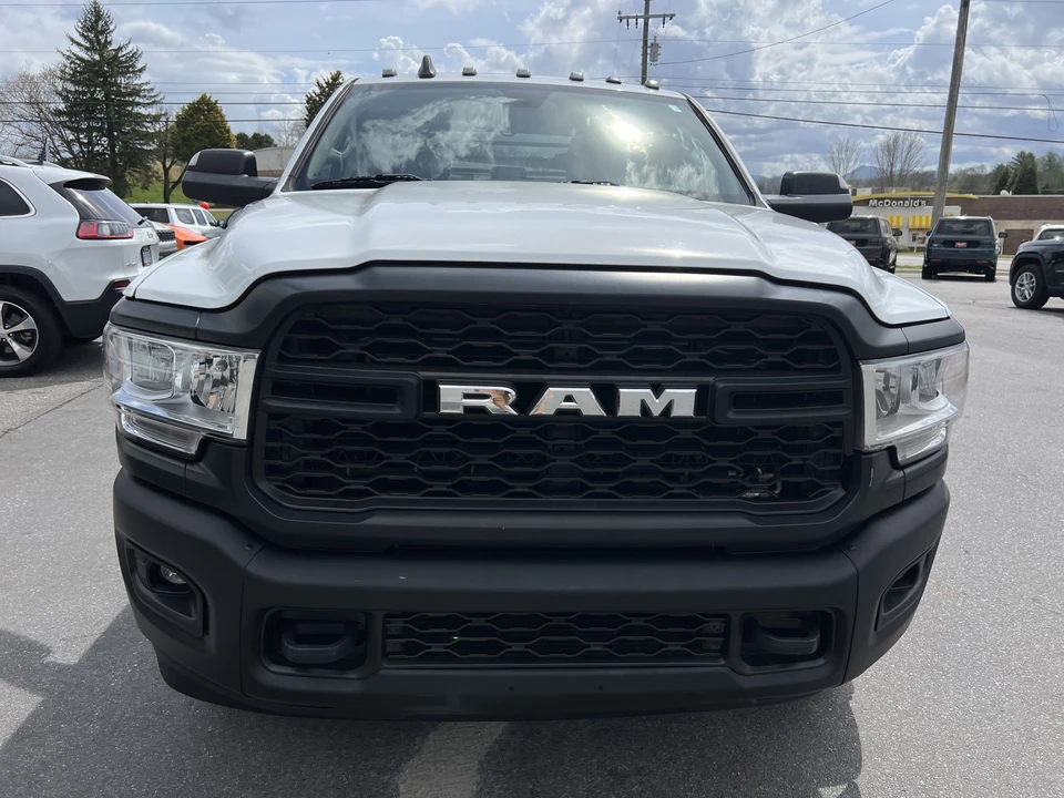 2020 Ram 3500 - Image 5 of 21