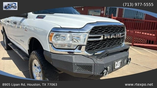 2020 Ram 3500 - Image 17 of 31