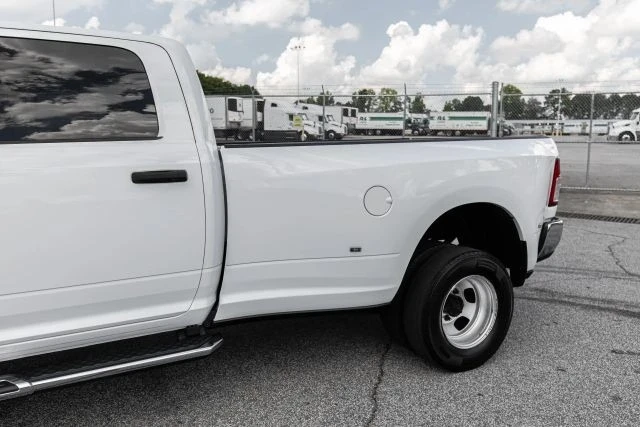 2020 Ram 3500 - Image 7 of 21