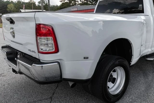 2020 Ram 3500 - Image 16 of 21