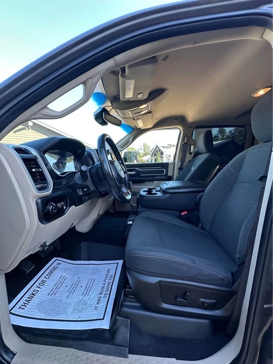 2020 Ram 3500 - Image 13 of 18