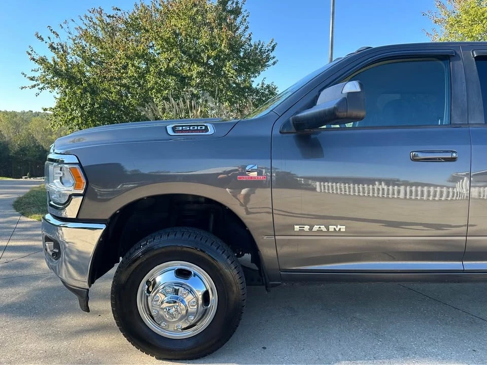 2020 Ram 3500 - Image 7 of 18