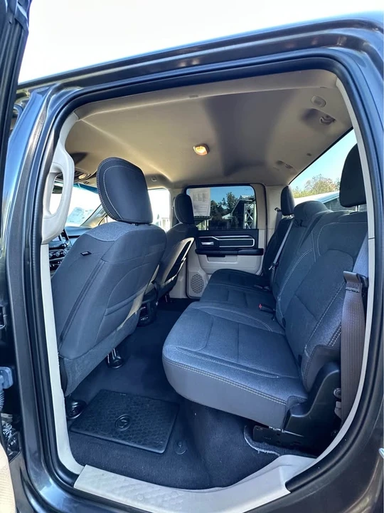 2020 Ram 3500 - Image 18 of 18
