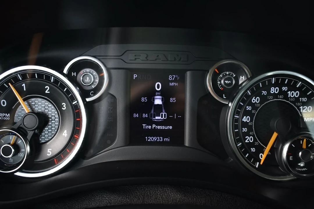 2020 Ram 4500 & 5500 - Image 15 of 21
