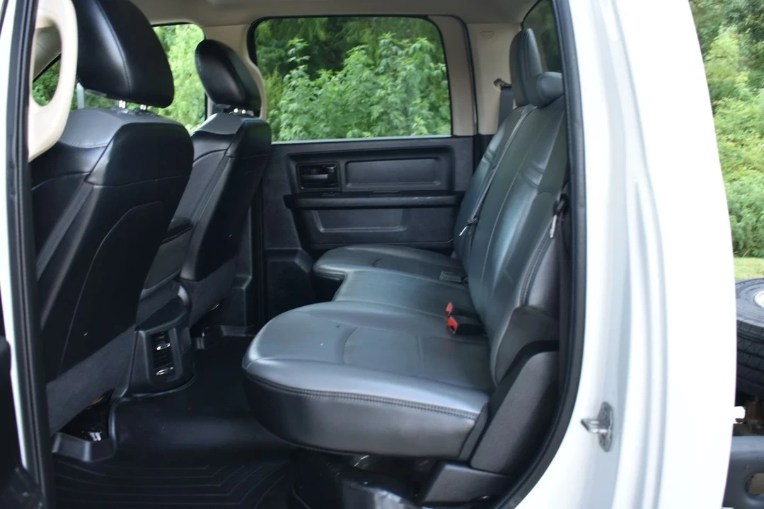 2020 Ram 4500 & 5500 - Image 14 of 21