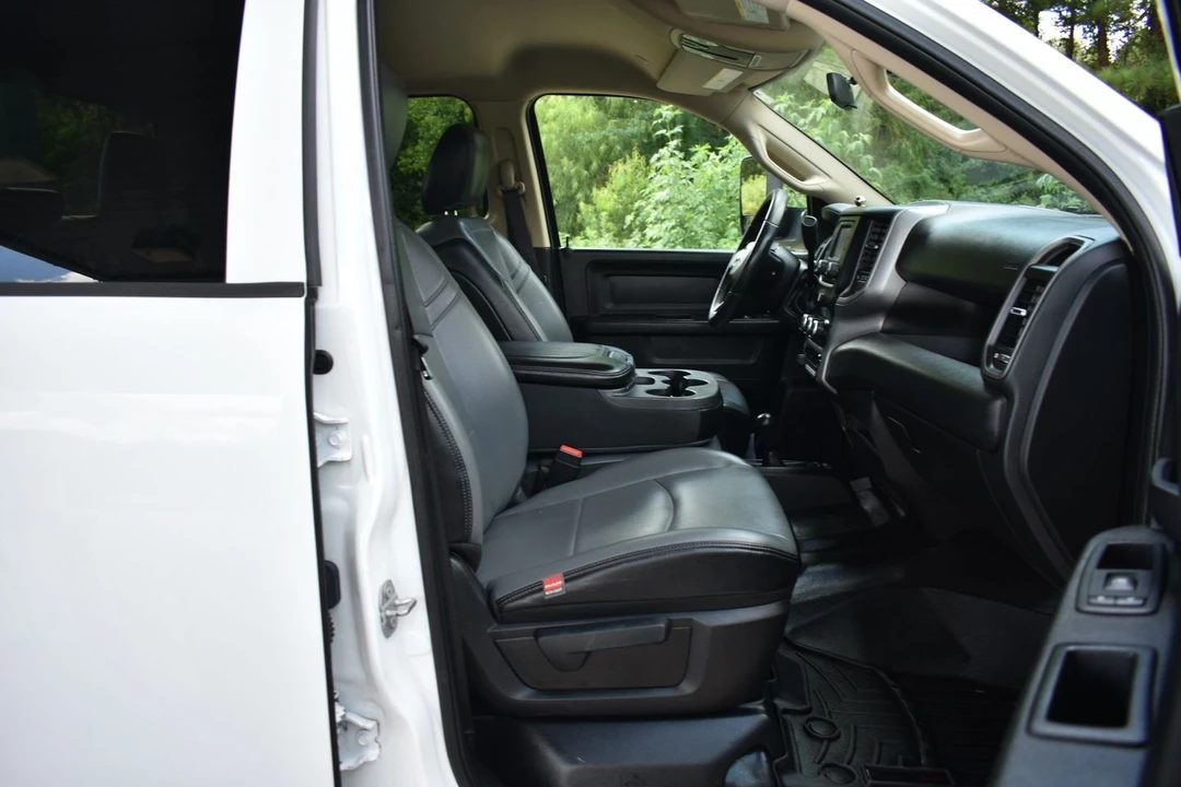 2020 Ram 4500 & 5500 - Image 18 of 21