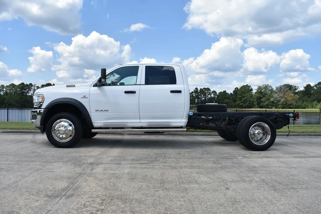 2020 Ram 4500 & 5500 - Image 10 of 21