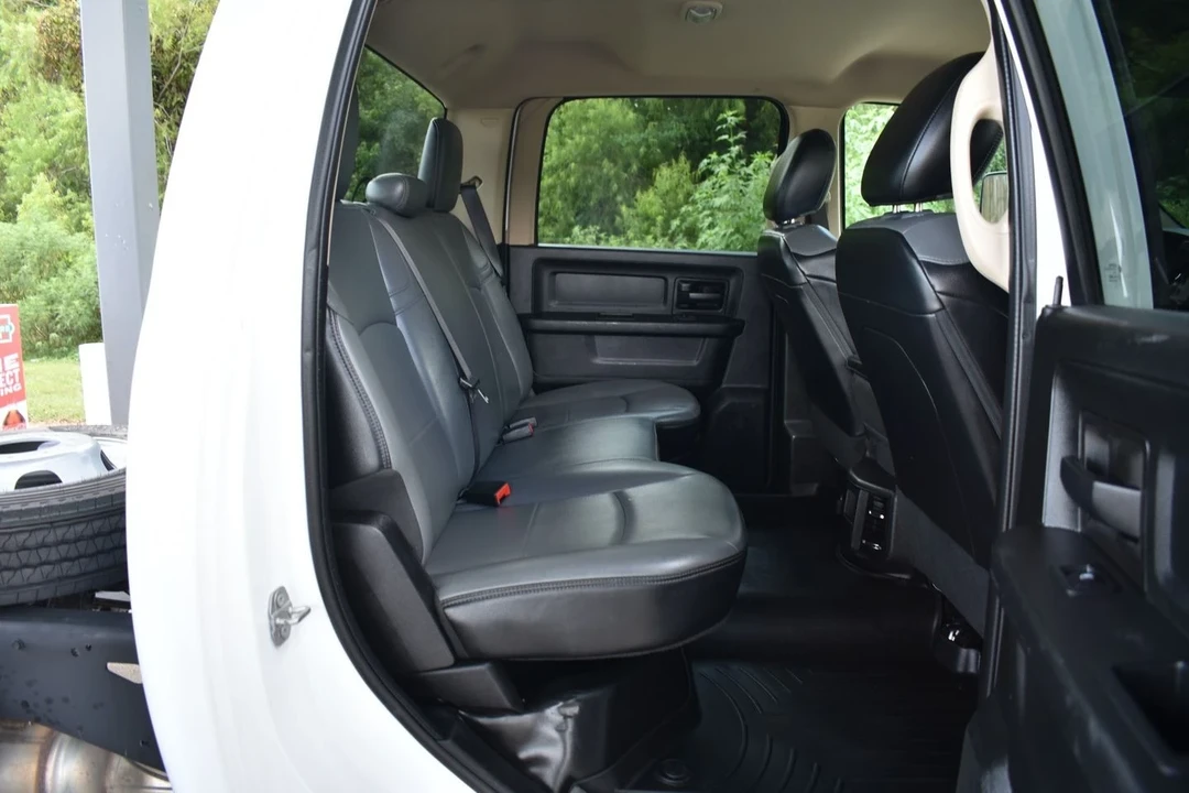 2020 Ram 4500 & 5500 - Image 17 of 21