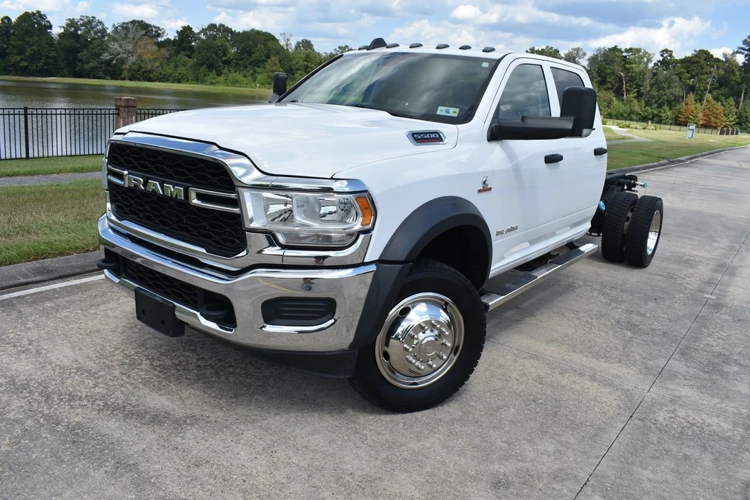 2020 Ram 4500 & 5500 - Image 11 of 21