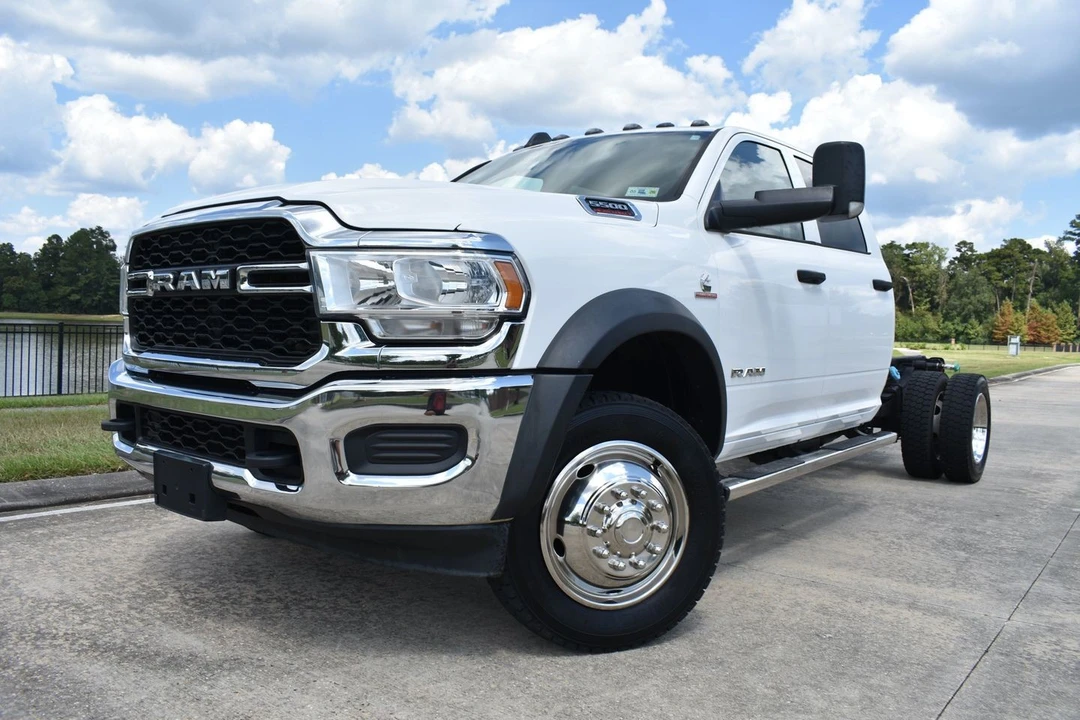 2020 Ram 4500 & 5500 - Image 12 of 21