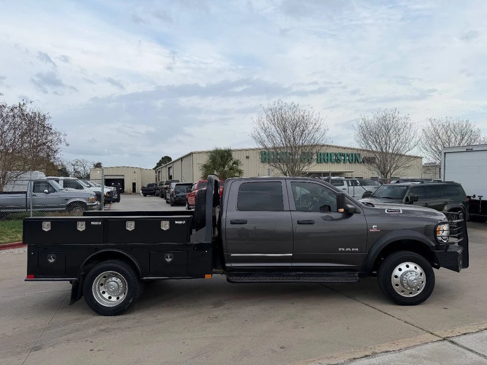 2020 Ram 4500 & 5500 - Image 4 of 12