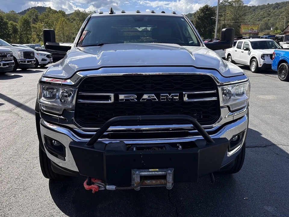 2020 Ram 4500 & 5500 - Image 3 of 12