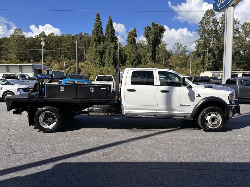 2020 Ram 4500 & 5500 - Image 5 of 12