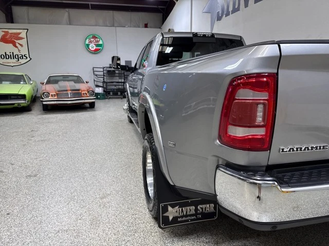 2020 Ram 3500 - Image 9 of 21