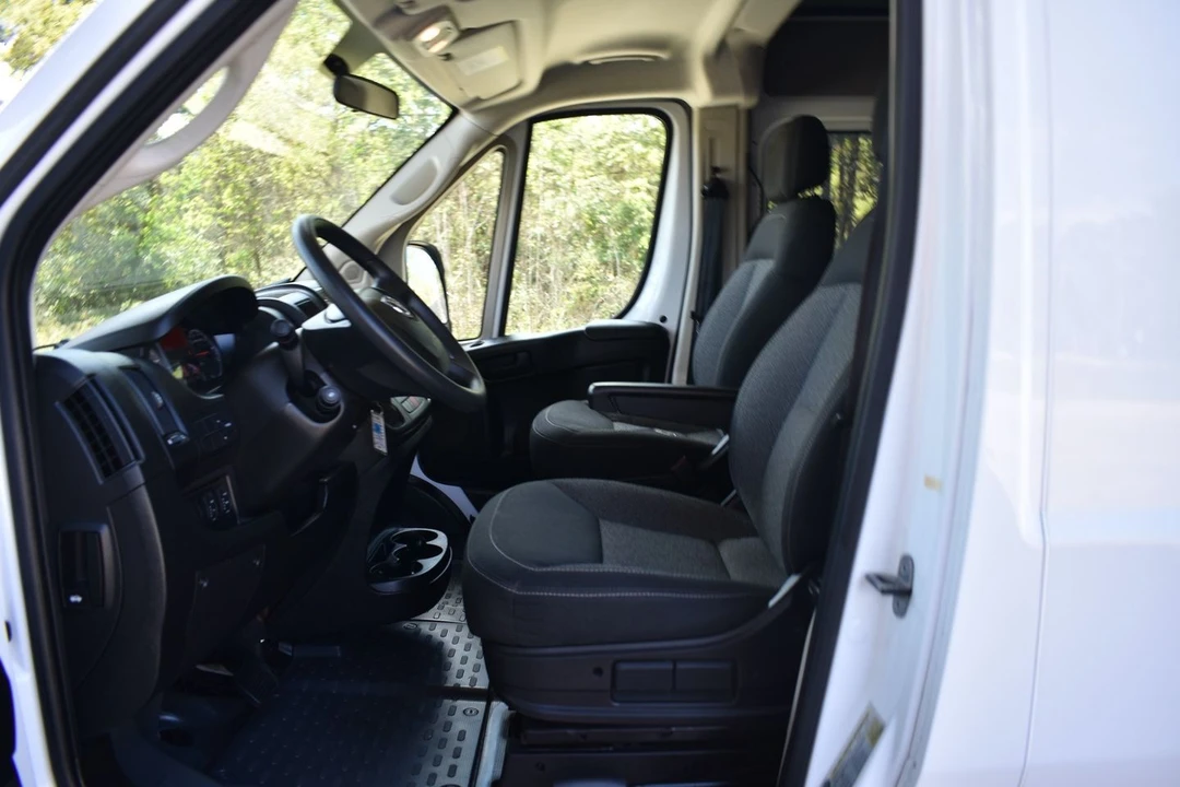 2020 Ram ProMaster - Image 9 of 21