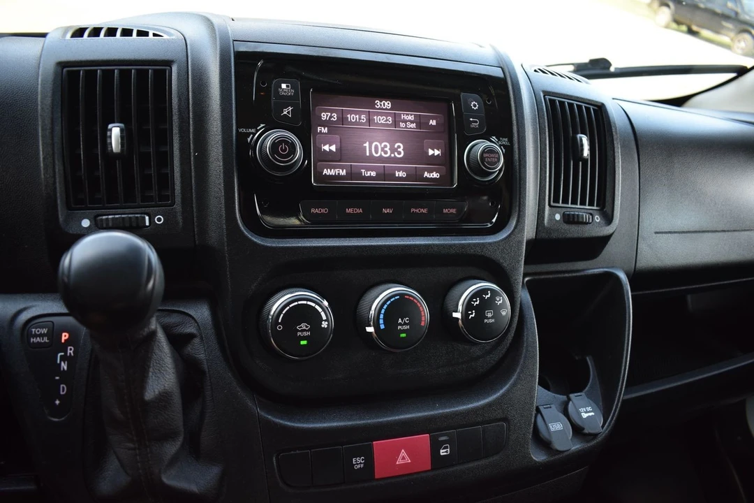 2020 Ram ProMaster - Image 11 of 21