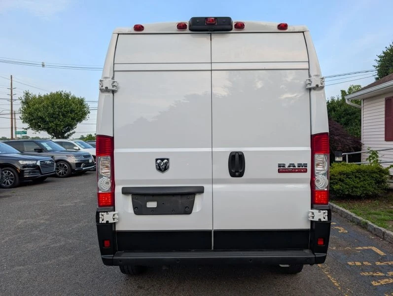 2020 Ram ProMaster - Image 6 of 12