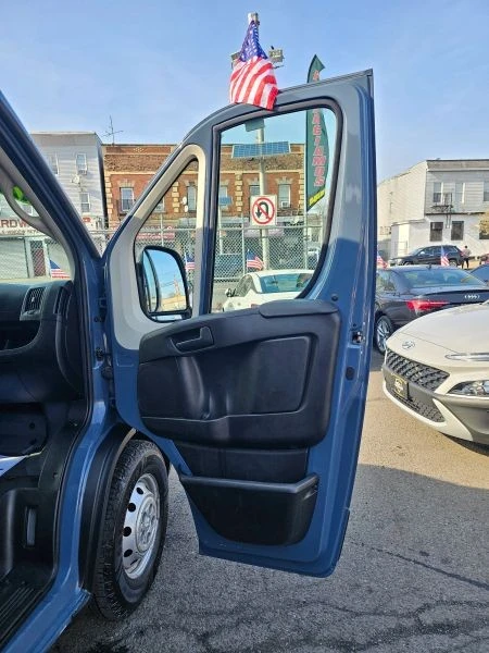2020 Ram ProMaster - Image 11 of 12