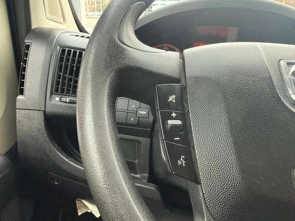 2020 Ram ProMaster - Image 9 of 21