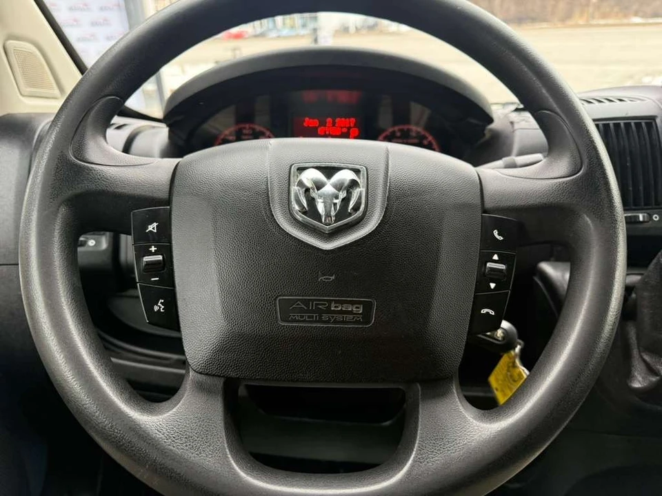 2020 Ram ProMaster - Image 7 of 21