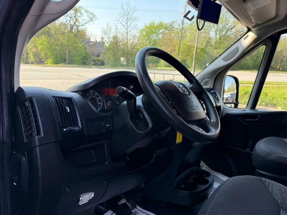 2020 Ram ProMaster - Image 19 of 31