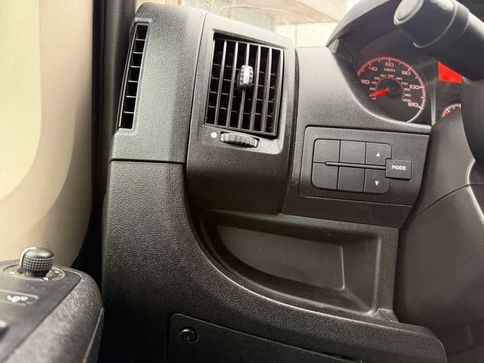 2020 Ram ProMaster - Image 14 of 21