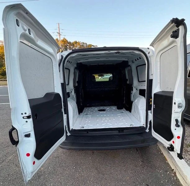 2020 Ram ProMaster - Image 4 of 10