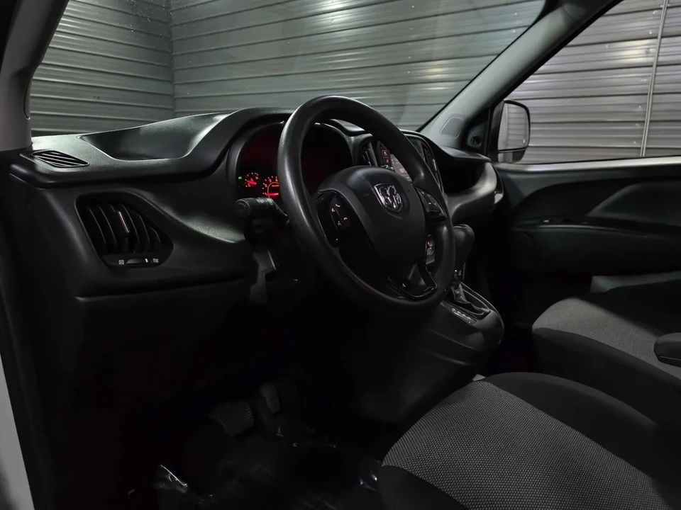 2020 Ram ProMaster - Image 13 of 21