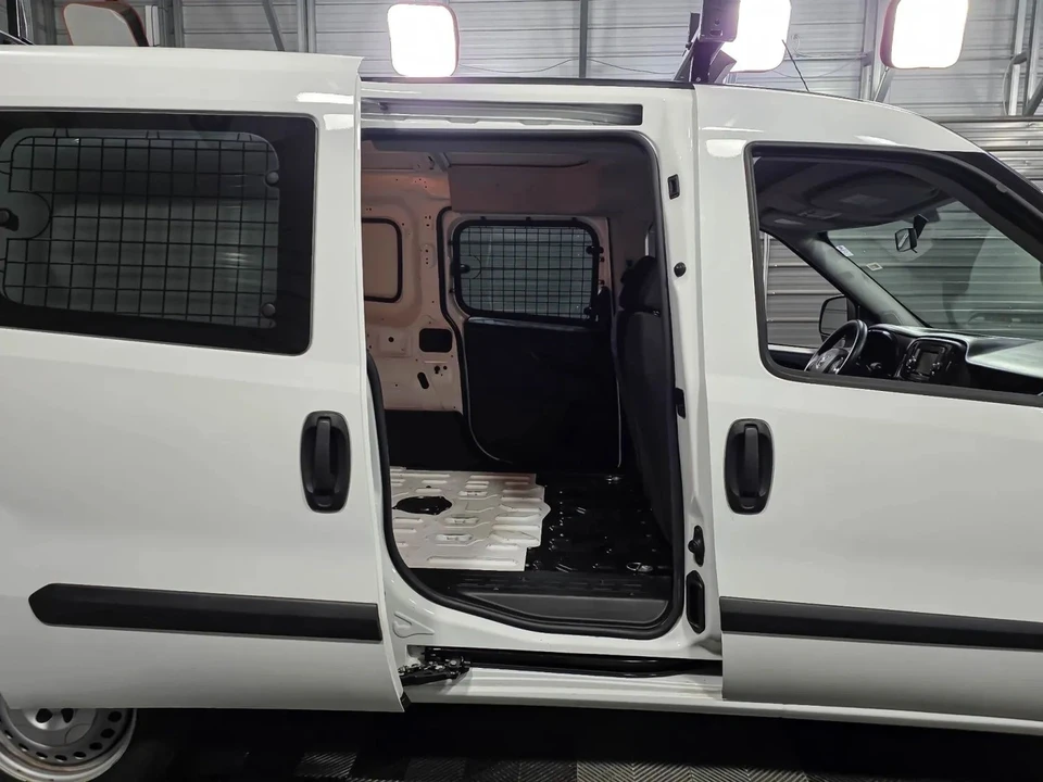 2020 Ram ProMaster - Image 11 of 12