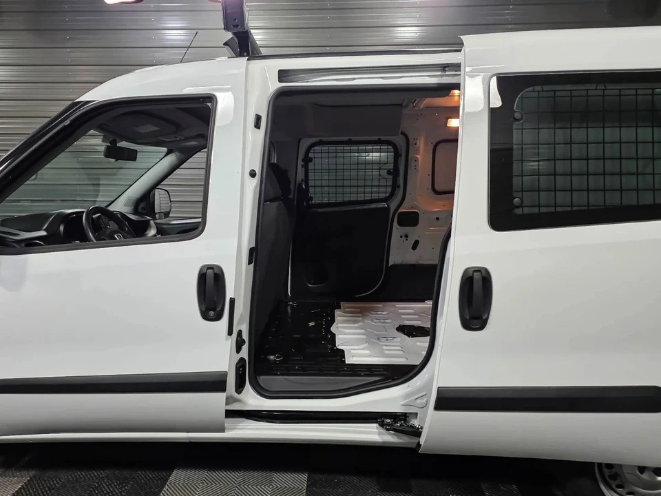 2020 Ram ProMaster - Image 10 of 12