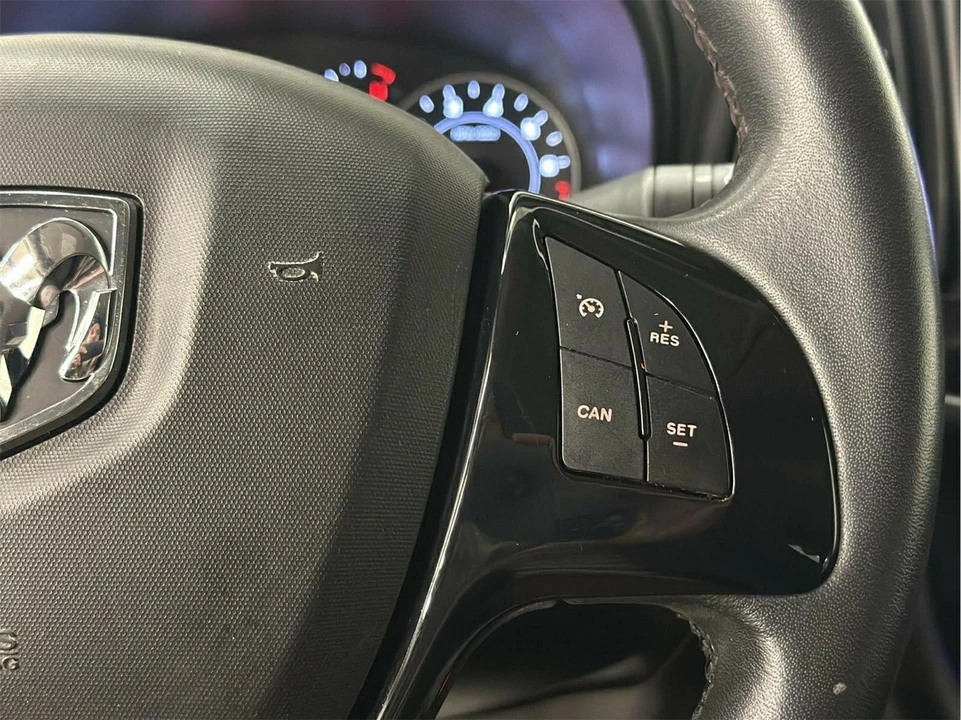 2020 Ram ProMaster - Image 7 of 15
