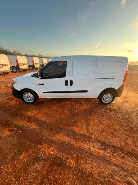 2020 Ram ProMaster - Image 2 of 8