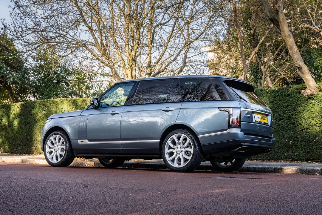 2020 Land Rover Range Rover L405 - Image 14 of 31