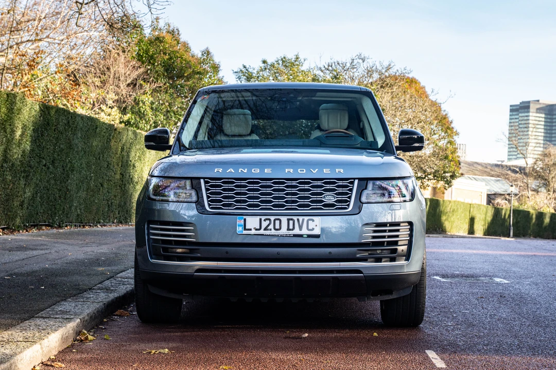 2020 Land Rover Range Rover L405 - Image 2 of 31