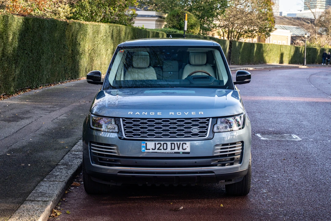 2020 Land Rover Range Rover L405 - Image 10 of 31