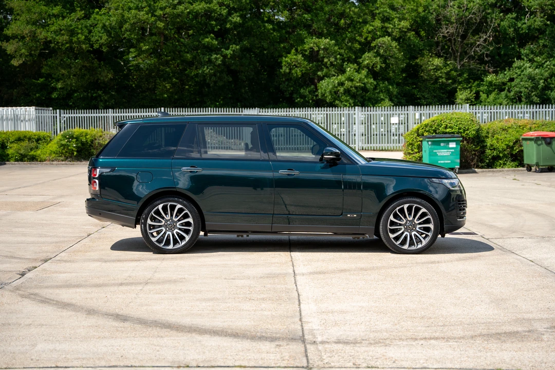 2020 Land Rover Range Rover L405 - Image 8 of 31