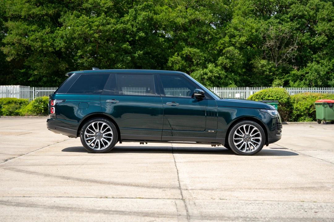 2020 Land Rover Range Rover L405 - Image 15 of 31