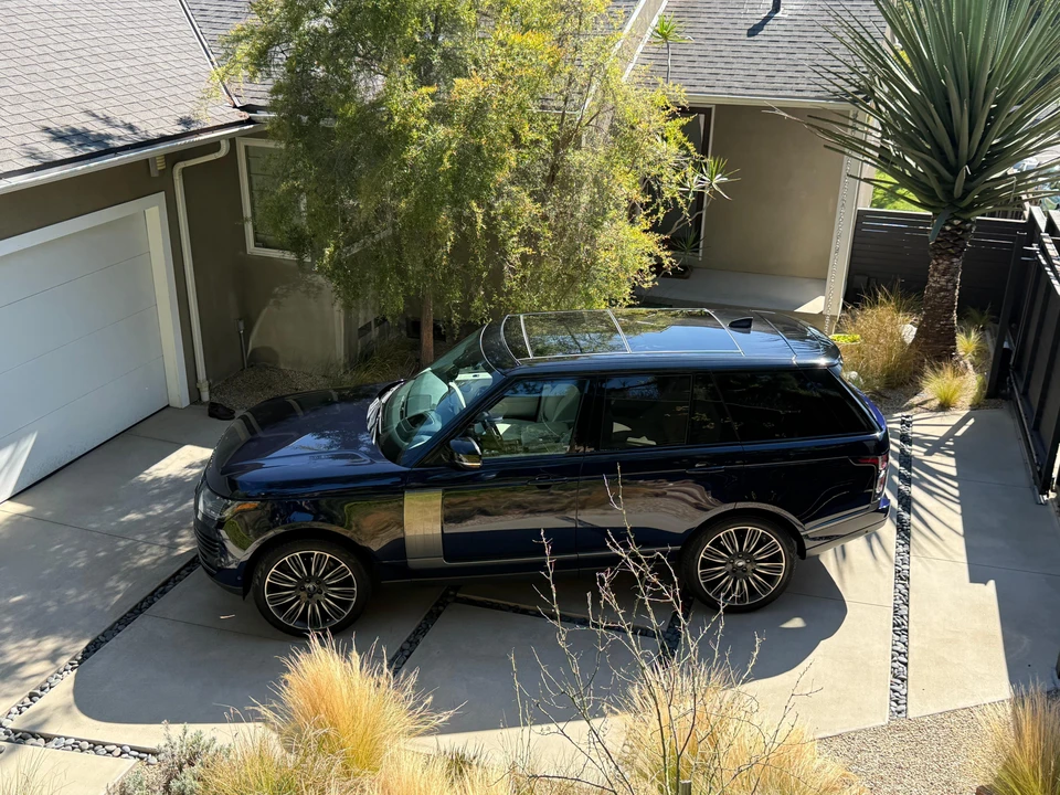 2020 Land Rover Range Rover L405 - Image 11 of 31