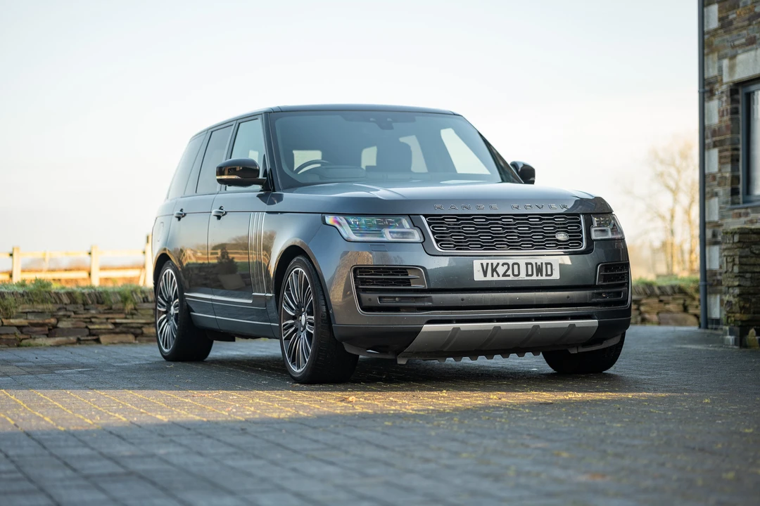 2020 Land Rover Range Rover L405 - Image 9 of 31