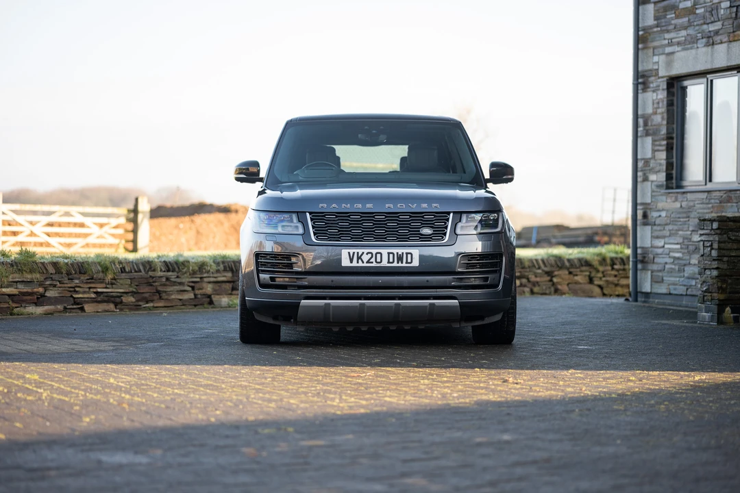 2020 Land Rover Range Rover L405 - Image 2 of 31